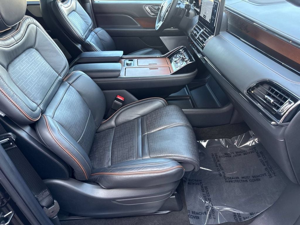 2024 Lincoln Navigator Black Label