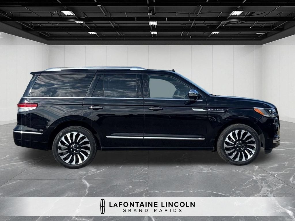 2024 Lincoln Navigator Black Label