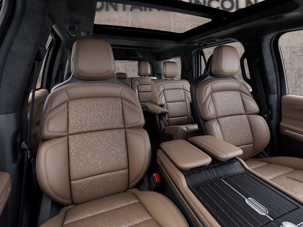 2027 Lincoln Navigator Black Label InTransit