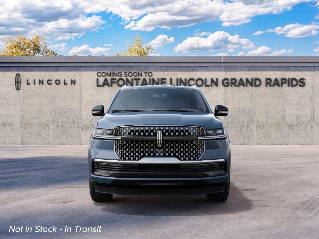 2027 Lincoln Navigator Premiere InTransit