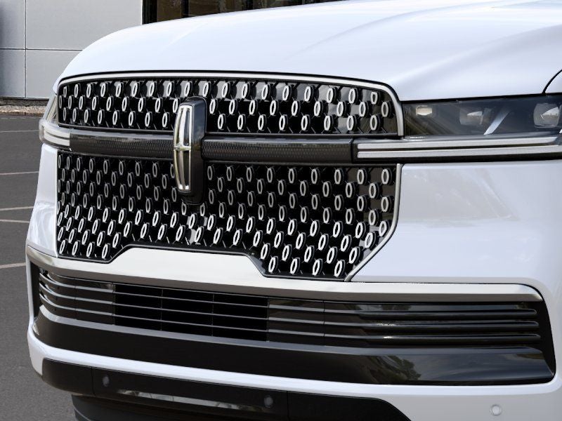 2027 Lincoln Navigator Premiere