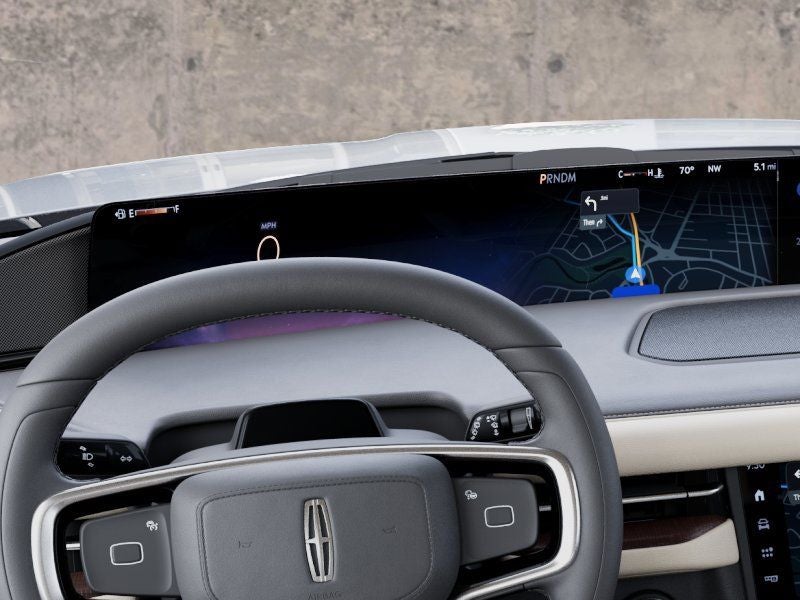 2027 Lincoln Navigator Premiere InTransit