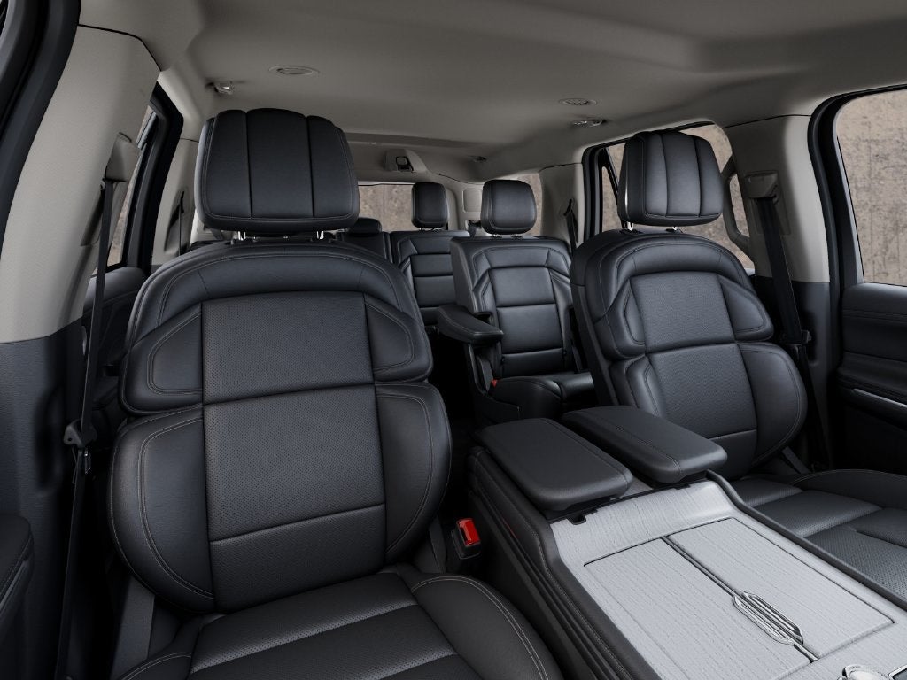 2027 Lincoln Navigator Premiere InTransit