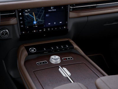 2027 Lincoln Navigator L Reserve InTransit