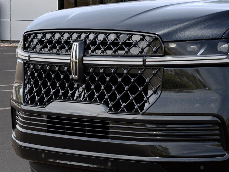 2027 Lincoln Navigator L Reserve InTransit
