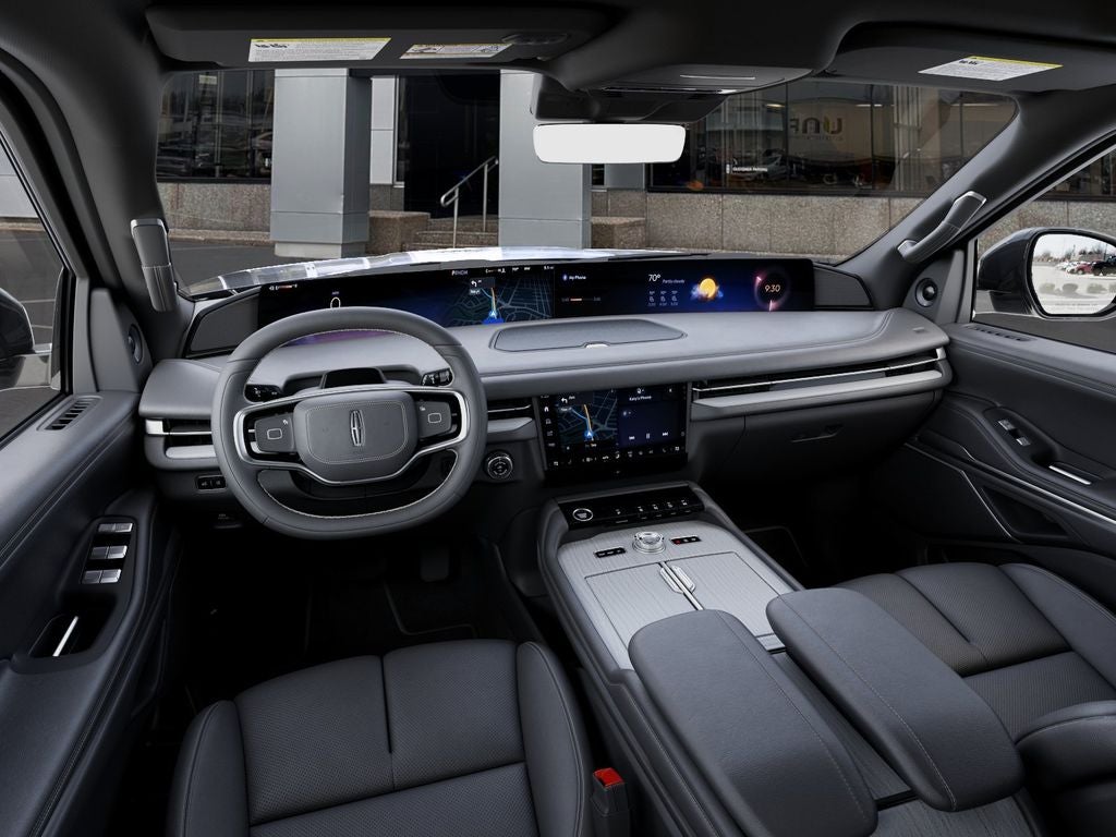 2027 Lincoln Navigator L Reserve InTransit