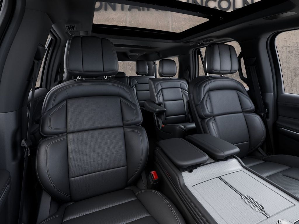 2027 Lincoln Navigator L Reserve InTransit