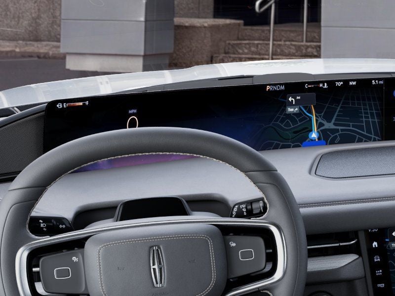 2027 Lincoln Navigator L Reserve