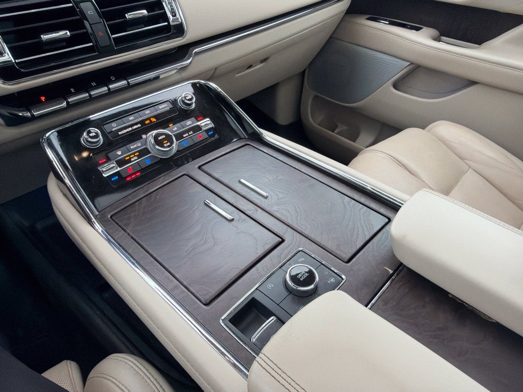 2021 Lincoln Navigator L Reserve