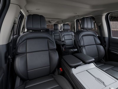 2027 Lincoln Navigator L Premiere