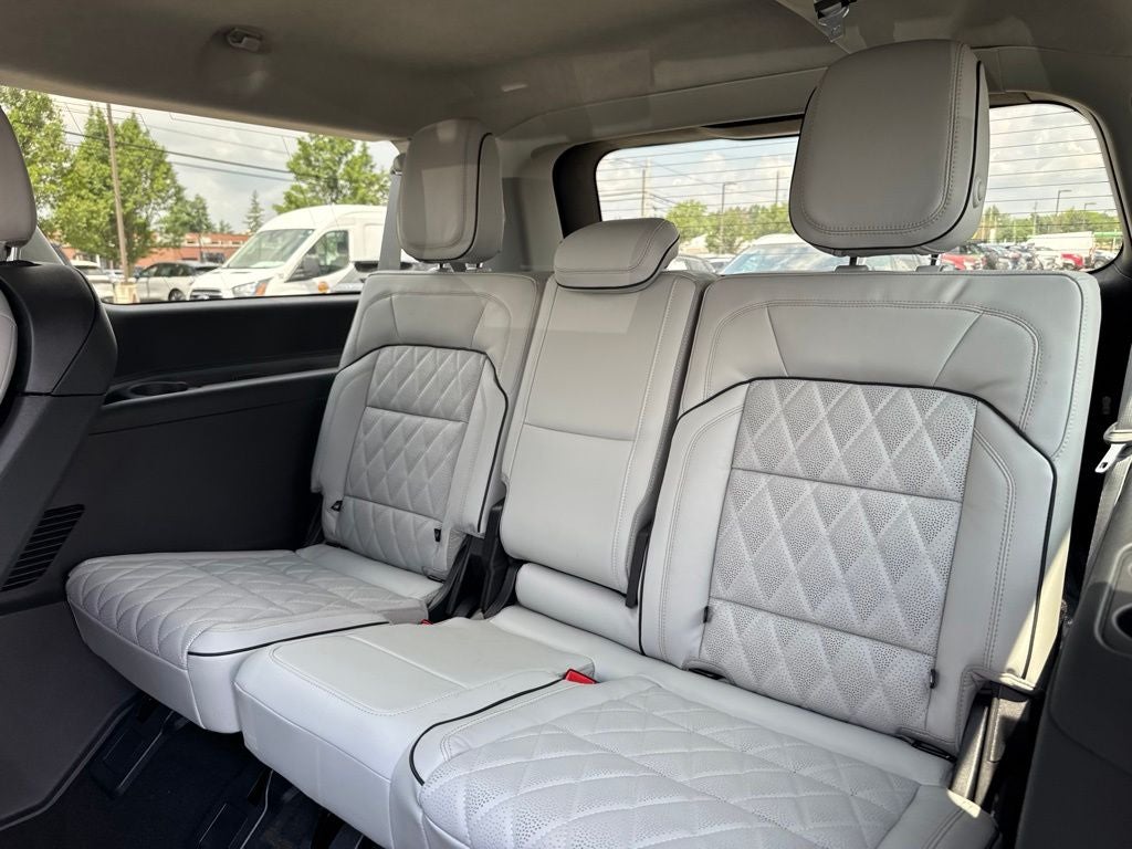 2026 Lincoln Navigator L Black Label