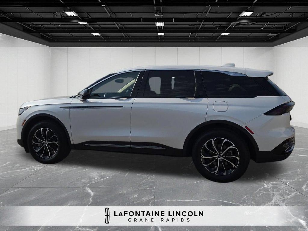 2025 Lincoln Nautilus Premiere