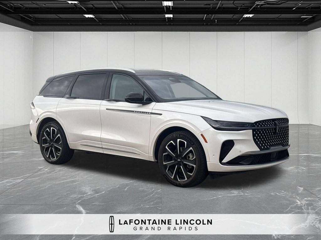 2024 Lincoln Nautilus Reserve