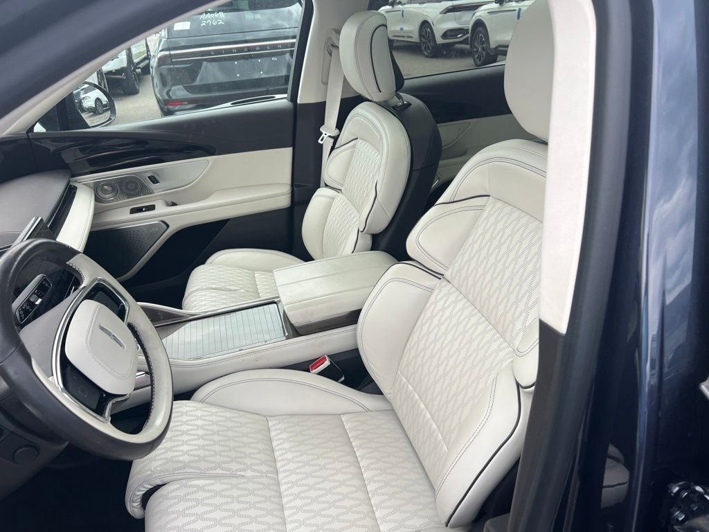 2024 Lincoln Nautilus Black Label