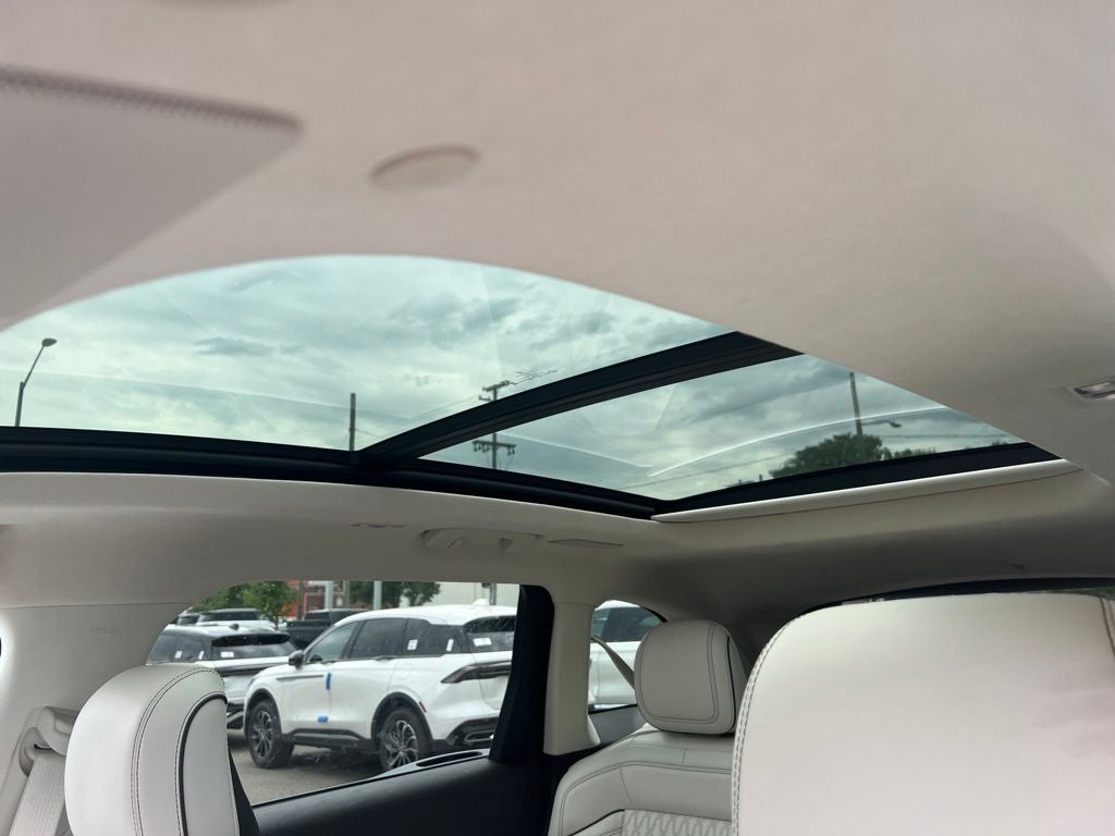 2024 Lincoln Nautilus Black Label