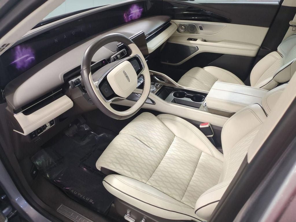 2024 Lincoln Nautilus Black Label