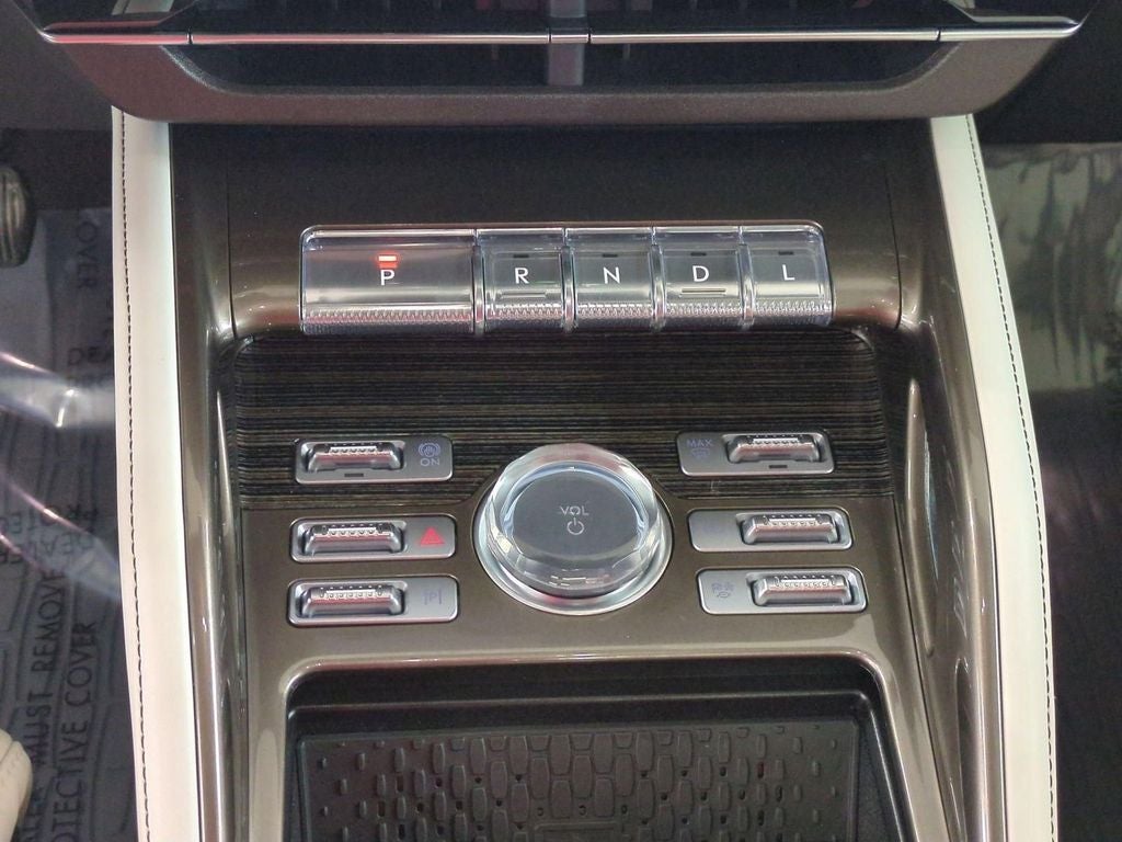 2024 Lincoln Nautilus Black Label