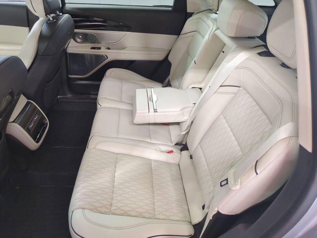 2024 Lincoln Nautilus Black Label