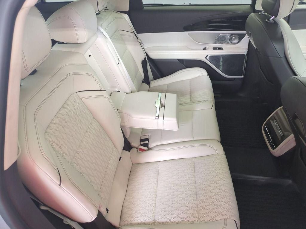 2024 Lincoln Nautilus Black Label