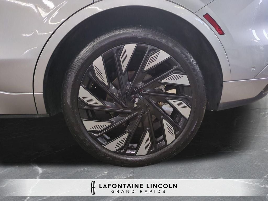 2024 Lincoln Nautilus Black Label