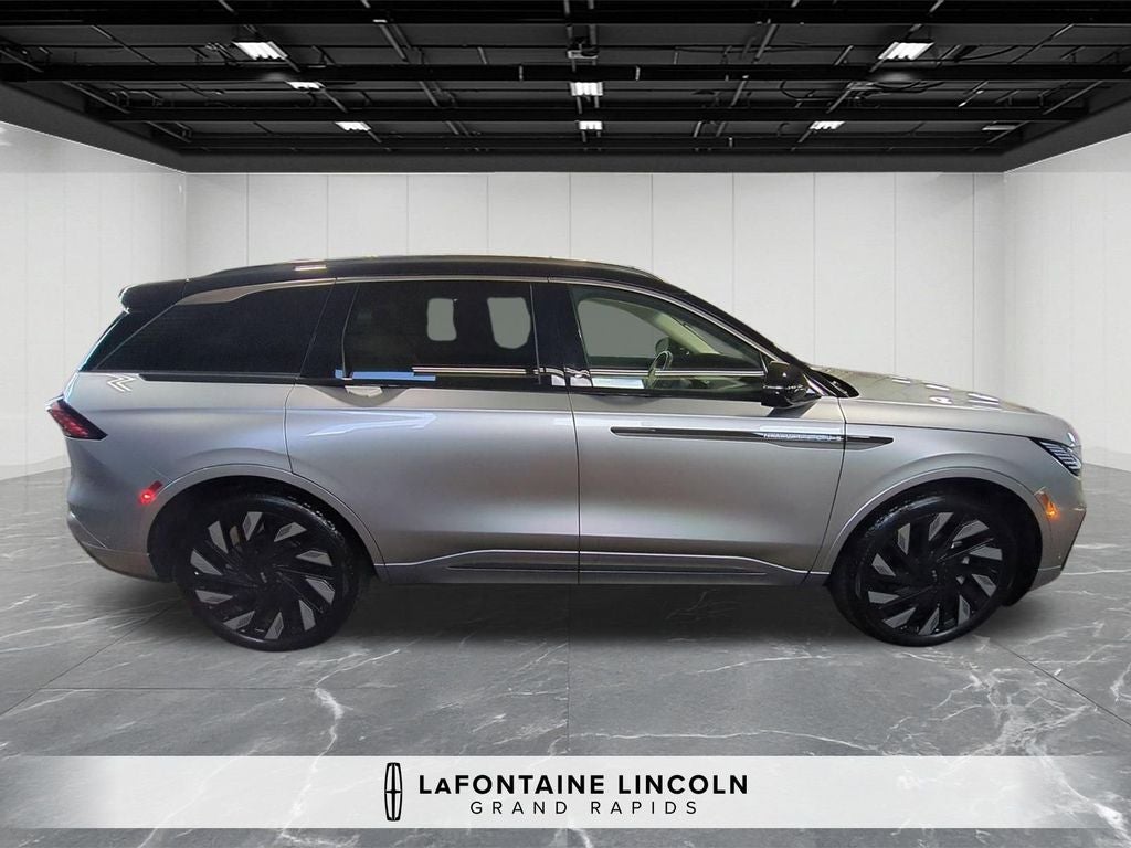 2024 Lincoln Nautilus Black Label