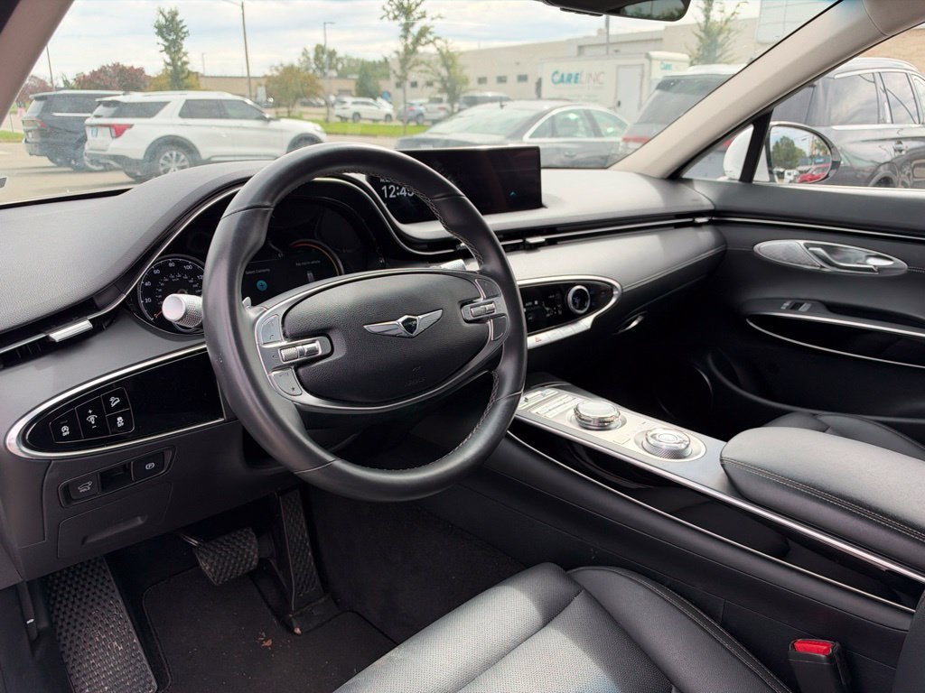 2025 Genesis GV70 2.5T