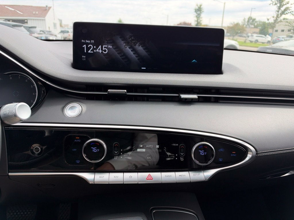 2025 Genesis GV70 2.5T