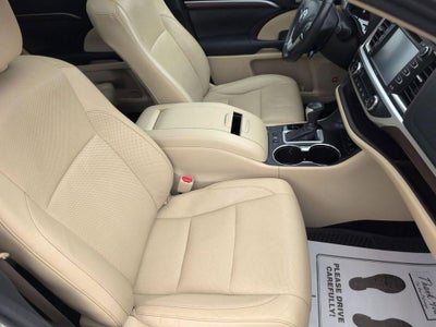2015 Toyota Highlander Limited Platinum V6