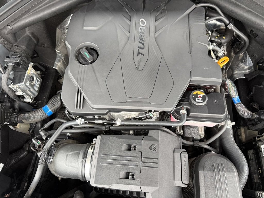 2025 Genesis GV70 2.5T