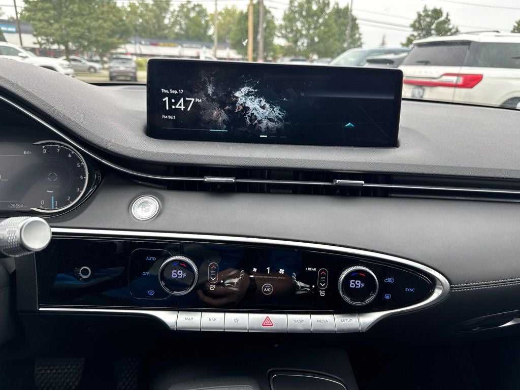 2025 Genesis GV70 2.5T