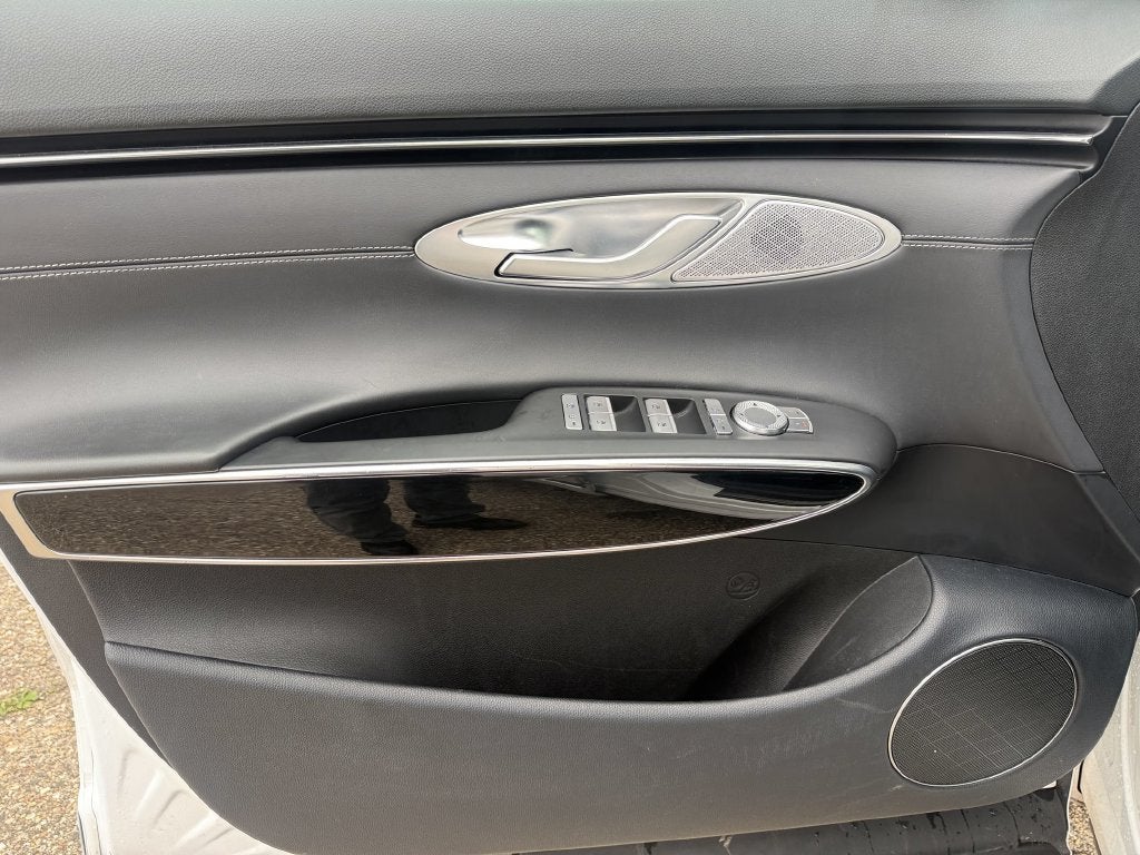 2025 Genesis GV70 2.5T
