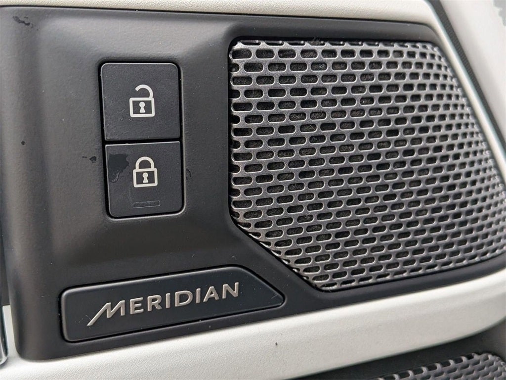 2023 Land Rover Defender 110 S