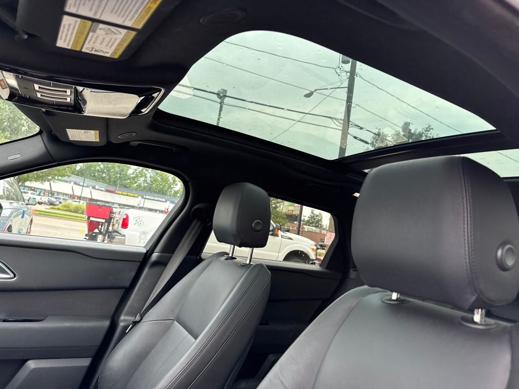 2025 Land Rover Range Rover Velar Dynamic SE