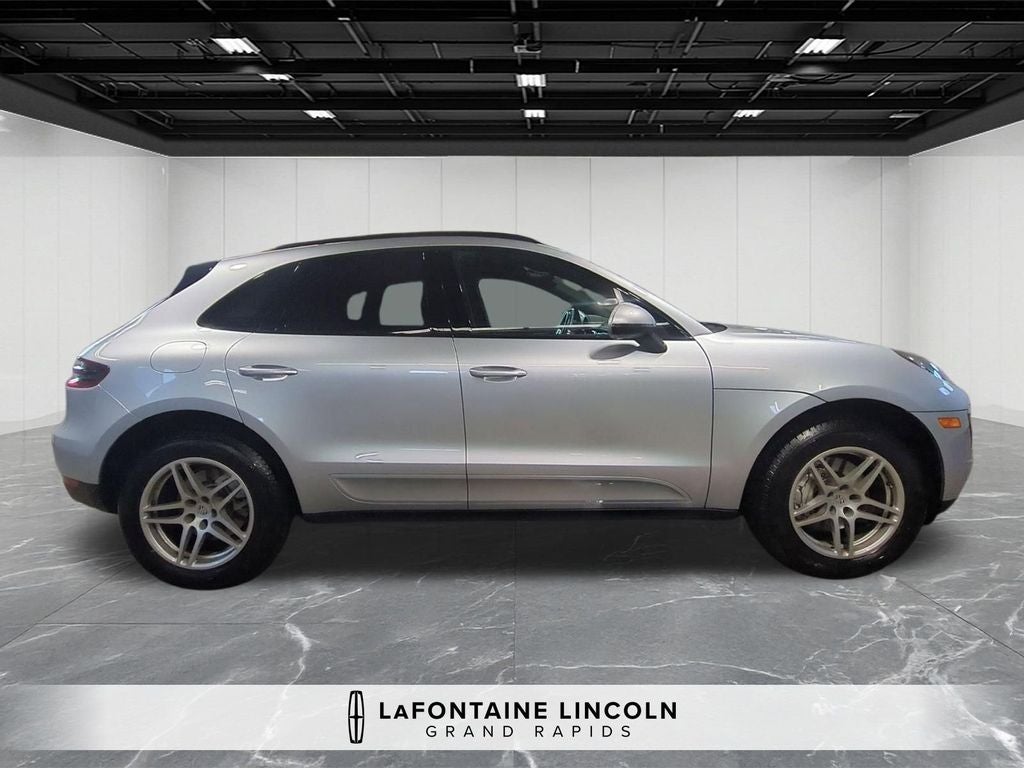 2016 Porsche Macan S