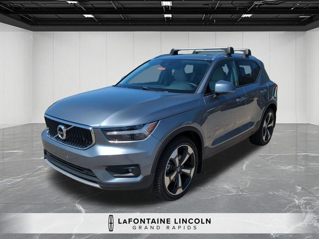 2019 Volvo XC40 R-Design