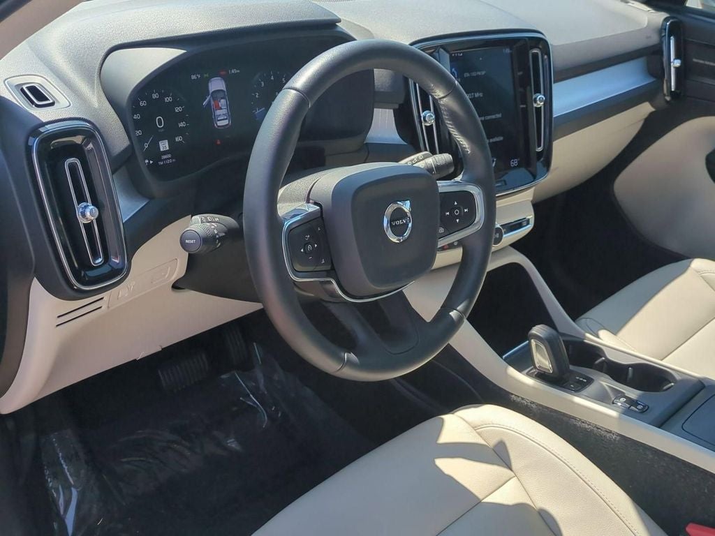 2019 Volvo XC40 R-Design