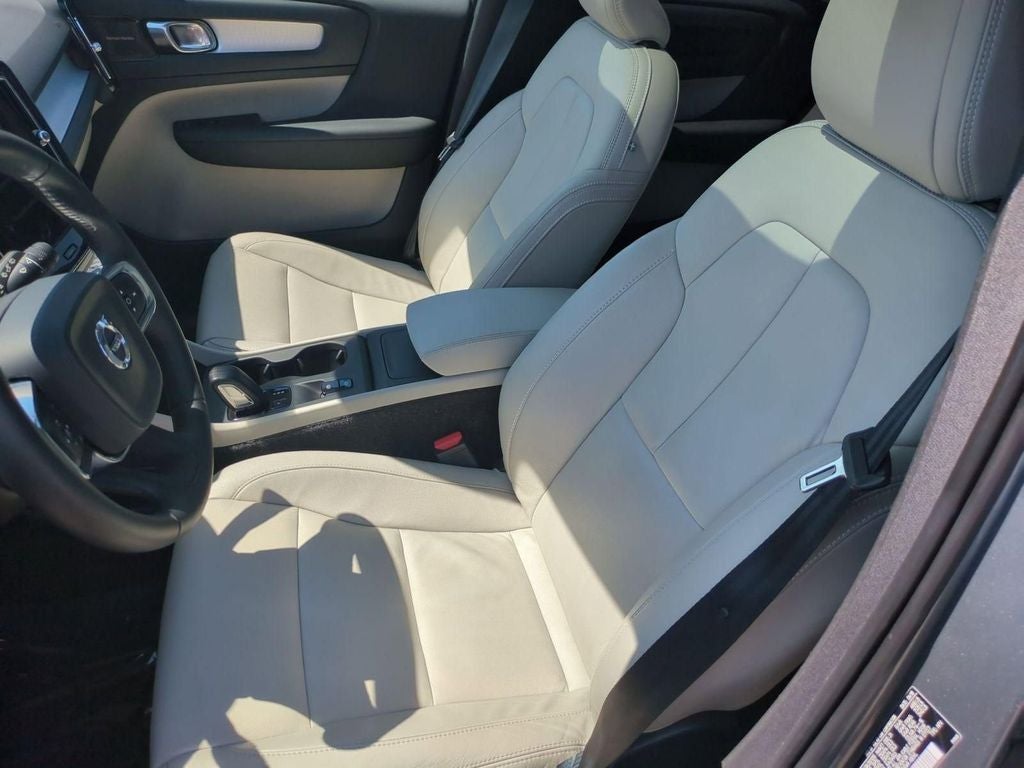 2019 Volvo XC40 R-Design