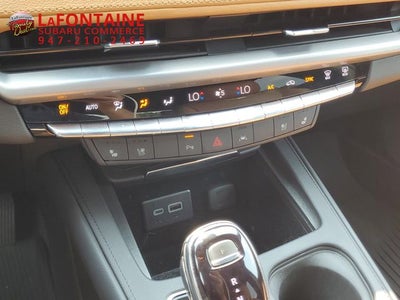 2024 Cadillac XT4 Premium Luxury