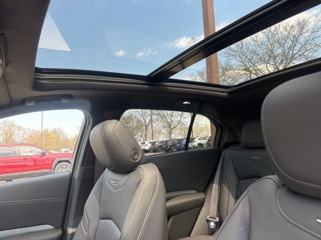 2023 Cadillac XT4 Premium Luxury