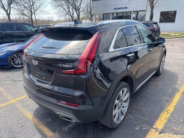 2023 Cadillac XT4 Premium Luxury