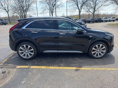 2023 Cadillac XT4 Premium Luxury