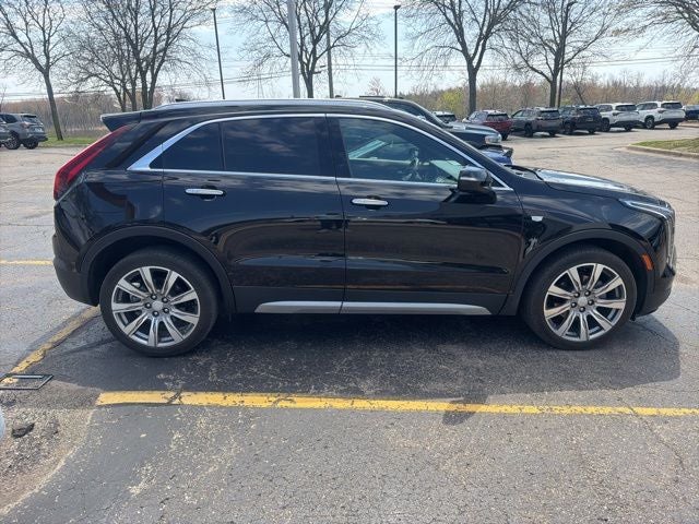 2023 Cadillac XT4 Premium Luxury