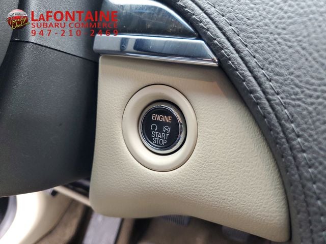 2014 Lincoln MKS Base