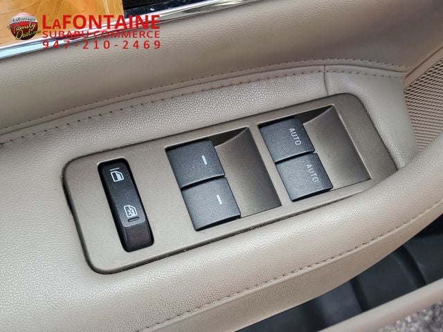 2012 Lincoln MKX Base