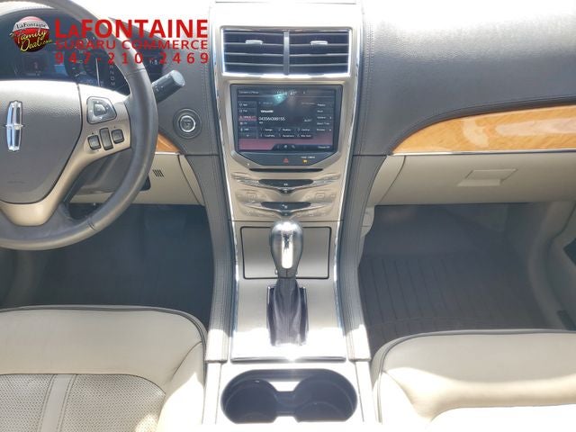 2012 Lincoln MKX Base