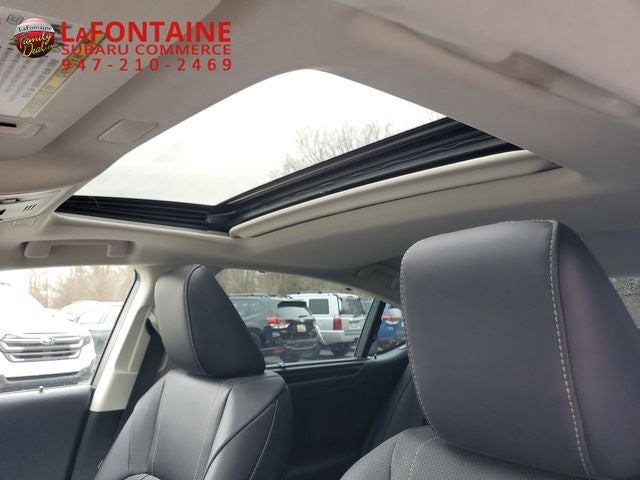 2023 Lexus ES 300h Ultra Luxury