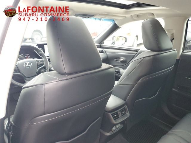 2023 Lexus ES 300h Ultra Luxury