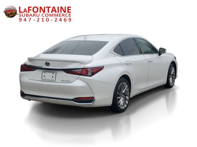 2023 Lexus ES 300h Ultra Luxury