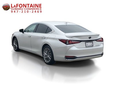 2023 Lexus ES 300h Ultra Luxury