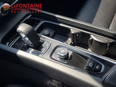 2024 Volvo S60 B5 Core Dark Theme